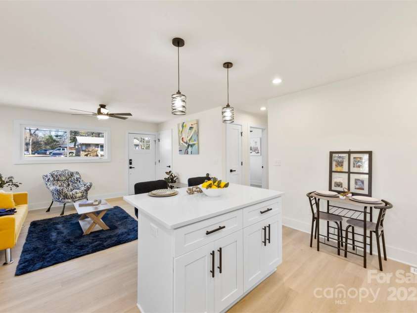 2600 Alleghany Street, Charlotte, NC 28208.  MLS# CAR4170729, YatesRealty ID 7618. 