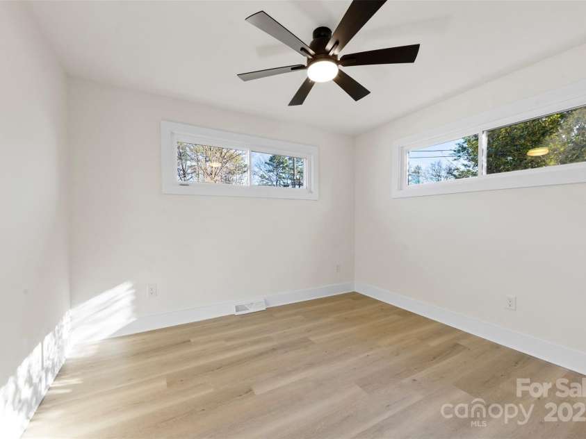 2600 Alleghany Street, Charlotte, NC 28208.  MLS# CAR4170729, YatesRealty ID 7618. 