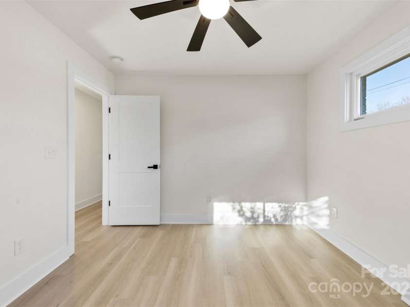 2600 Alleghany Street, Charlotte, NC 28208.  MLS# CAR4170729, YatesRealty ID 7618. 