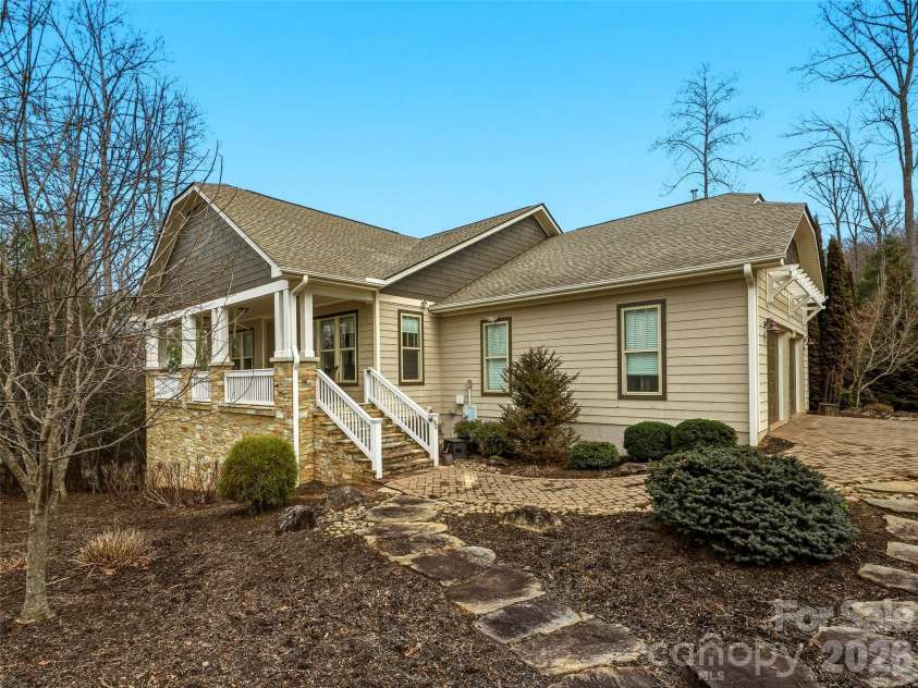 70 Greenwells Glory Drive, Biltmore Lake, NC 28715.  MLS# CAR4353644, YatesRealty ID 7618. 