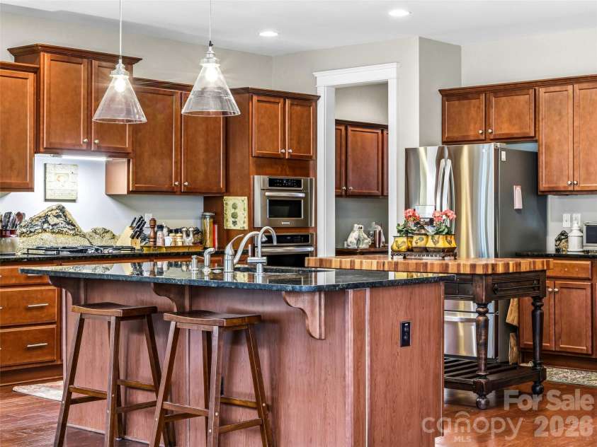 70 Greenwells Glory Drive, Biltmore Lake, NC 28715.  MLS# CAR4353644, YatesRealty ID 7618. 