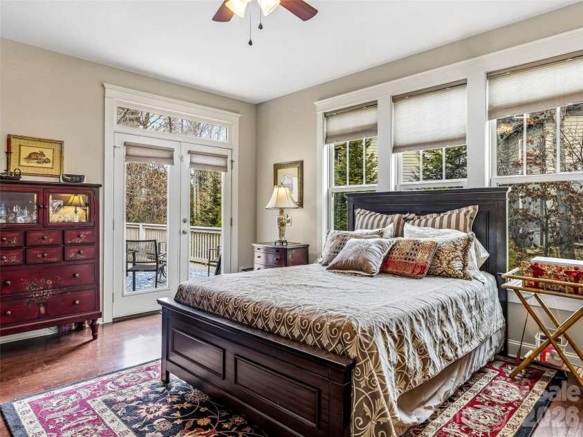 70 Greenwells Glory Drive, Biltmore Lake, NC 28715.  MLS# CAR4353644, YatesRealty ID 7618. 