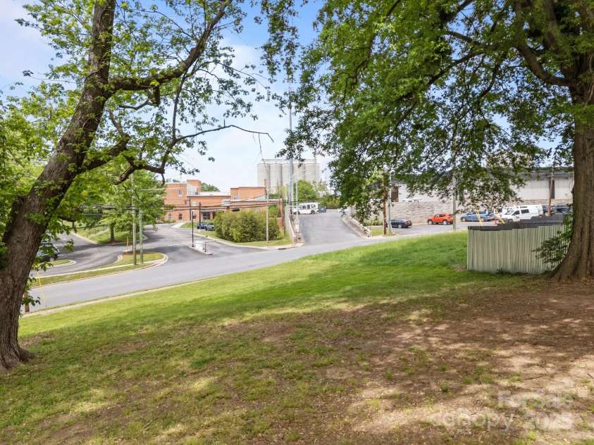 330 Clover Street, Mooresville, NC 28115.  MLS# CAR4246857, YatesRealty ID 7619. 