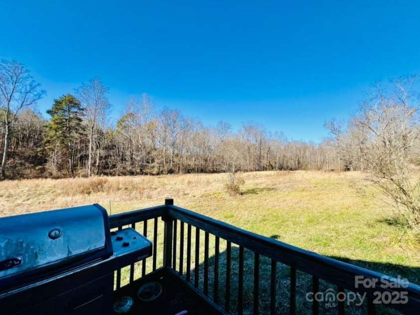 5199 Helms End Of Trail, Lincolnton, NC 28092.  MLS# CAR4197883, YatesRealty ID 762. 