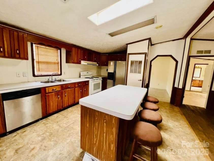 5199 Helms End Of Trail, Lincolnton, NC 28092.  MLS# CAR4197883, YatesRealty ID 762. 