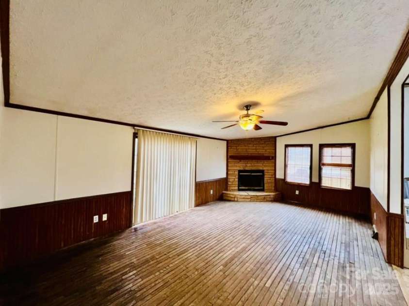 5199 Helms End Of Trail, Lincolnton, NC 28092.  MLS# CAR4197883, YatesRealty ID 762. 