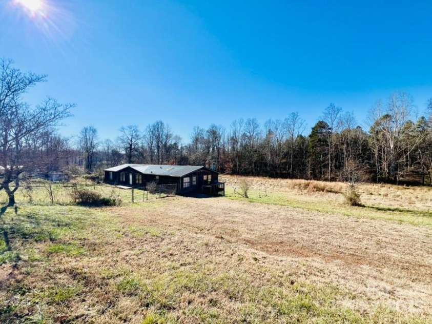 5199 Helms End Of Trail, Lincolnton, NC 28092.  MLS# CAR4197883, YatesRealty ID 762. 