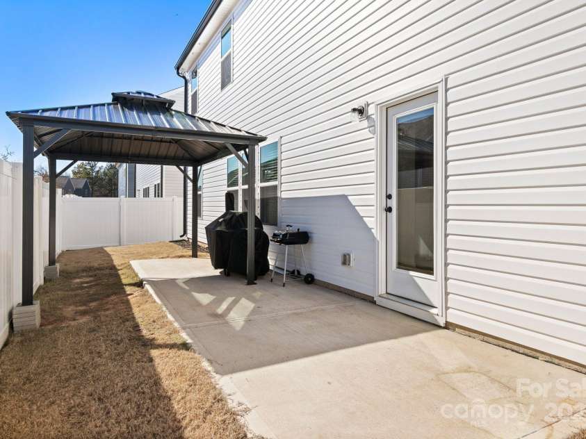 838 Foxglove Lane, York, SC 29745.  MLS# CAR4326307, YatesRealty ID 762. 