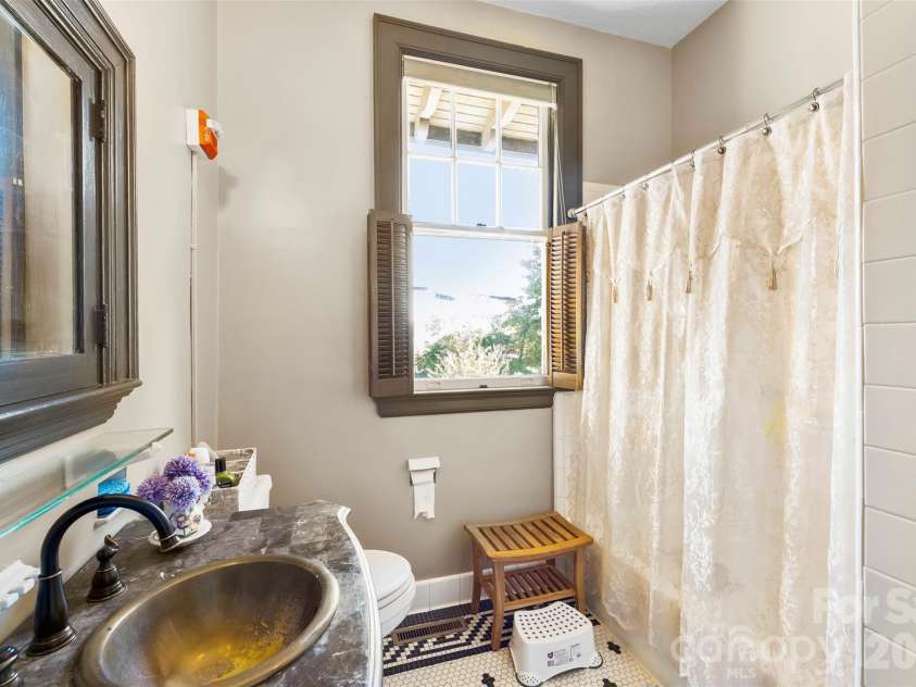 705 Main Street, Albemarle, NC 28001.  MLS# CAR4313492, YatesRealty ID 7620. 