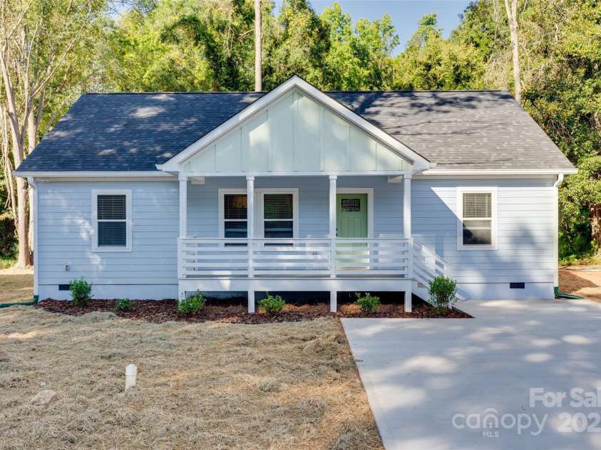 171 Williams Street, York, SC 29745.  MLS# CAR4303217, YatesRealty ID 7621. 