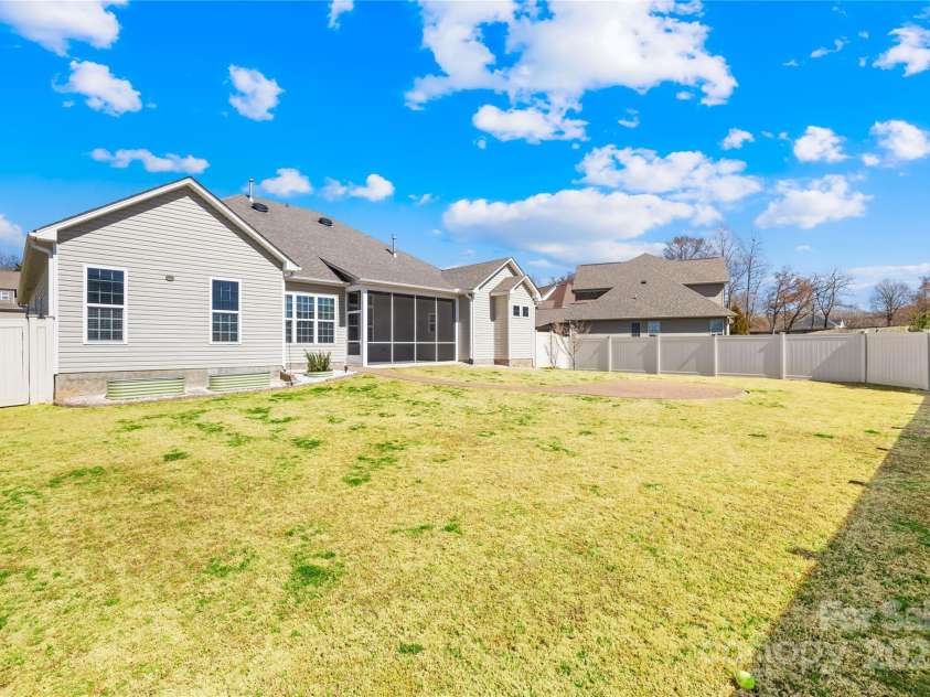 7362 Vanguard Court, Stanley, NC 28164.  MLS# CAR4224470, YatesRealty ID 7622. 