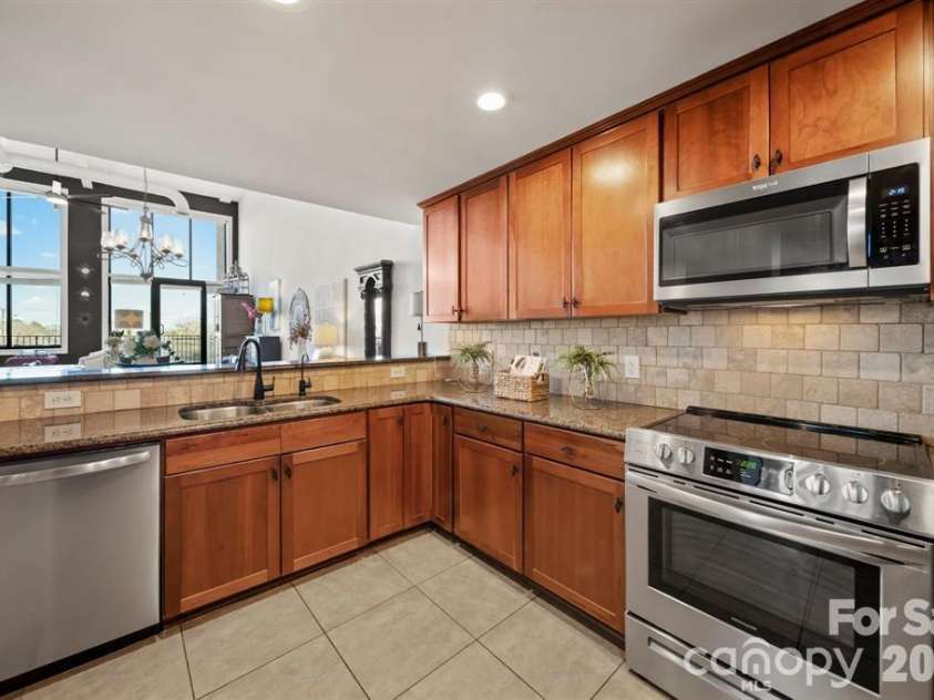 589 Catawba Street, Belmont, NC 28012.  MLS# CAR4401681, YatesRealty ID 7623. 