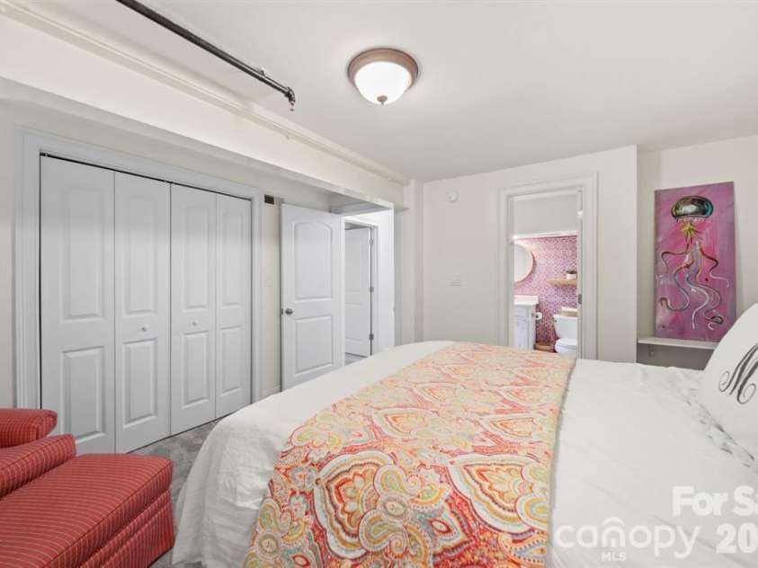 589 Catawba Street, Belmont, NC 28012.  MLS# CAR4401681, YatesRealty ID 7623. 