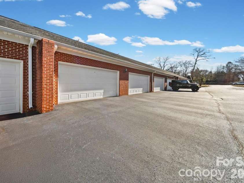 589 Catawba Street, Belmont, NC 28012.  MLS# CAR4401681, YatesRealty ID 7623. 