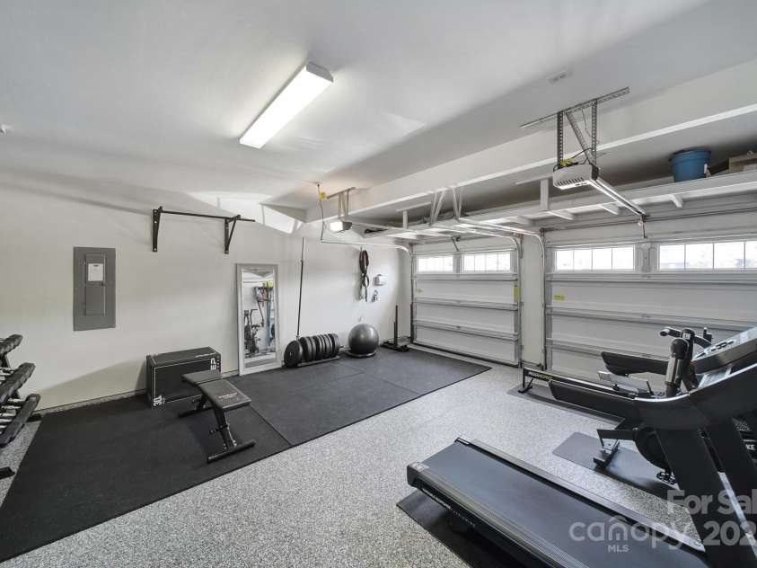 5025 Willing Court, Fort Mill, SC 29707.  MLS# CAR4247233, YatesRealty ID 7624. 