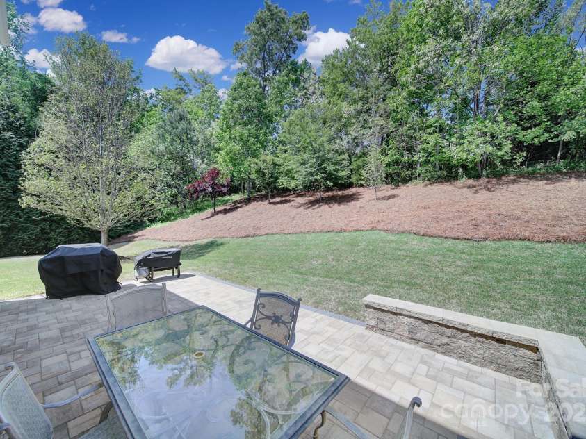 5025 Willing Court, Fort Mill, SC 29707.  MLS# CAR4247233, YatesRealty ID 7624. 