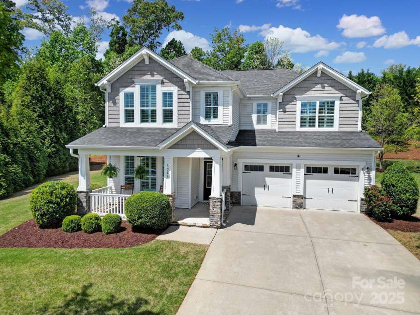 5025 Willing Court, Fort Mill, SC 29707.  MLS# CAR4247233, YatesRealty ID 7624. 