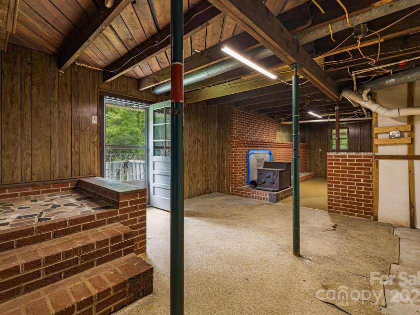8171 Sugar Hill Road, Marion, NC 28752.  MLS# CAR4296295, YatesRealty ID 7625. 