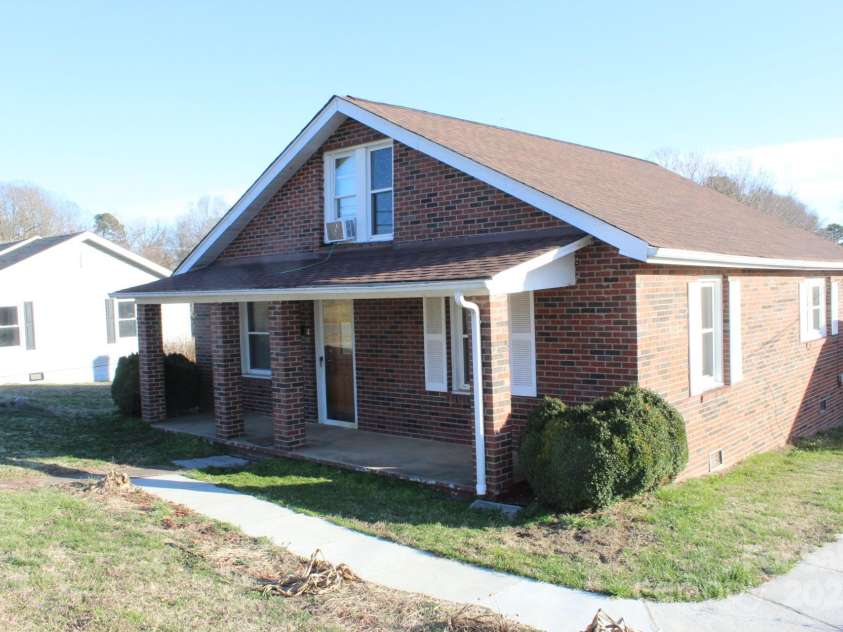 410 Cole Campbell Road, Taylorsville, NC 28681.  MLS# CAR4231804, YatesRealty ID 7626. 