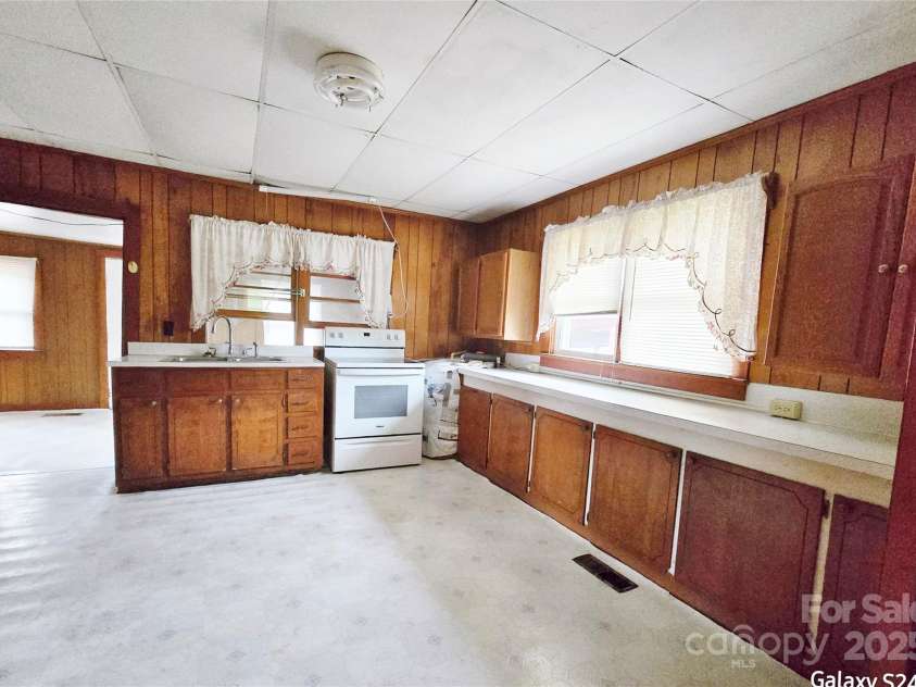 410 Cole Campbell Road, Taylorsville, NC 28681.  MLS# CAR4231804, YatesRealty ID 7626. 