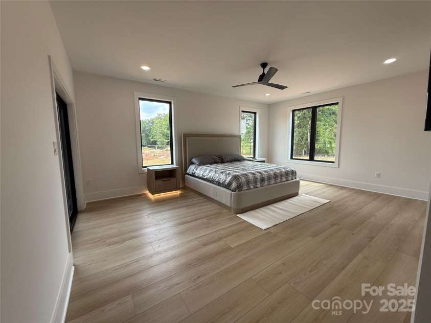 108 Winners Circle, Mooresville, NC 28117.  MLS# CAR4234928, YatesRealty ID 7627. 