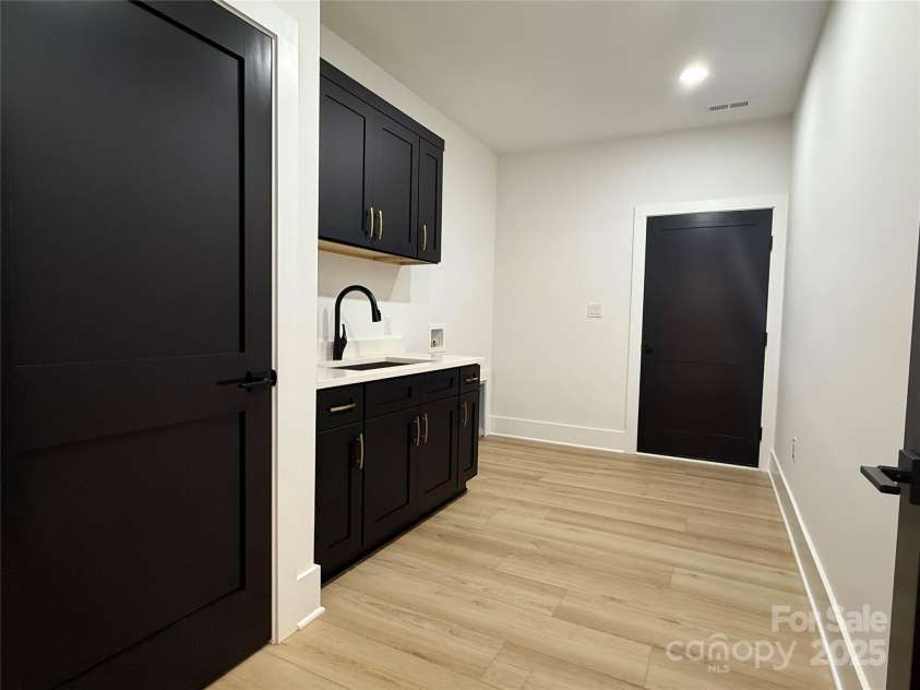 108 Winners Circle, Mooresville, NC 28117.  MLS# CAR4234928, YatesRealty ID 7627. 