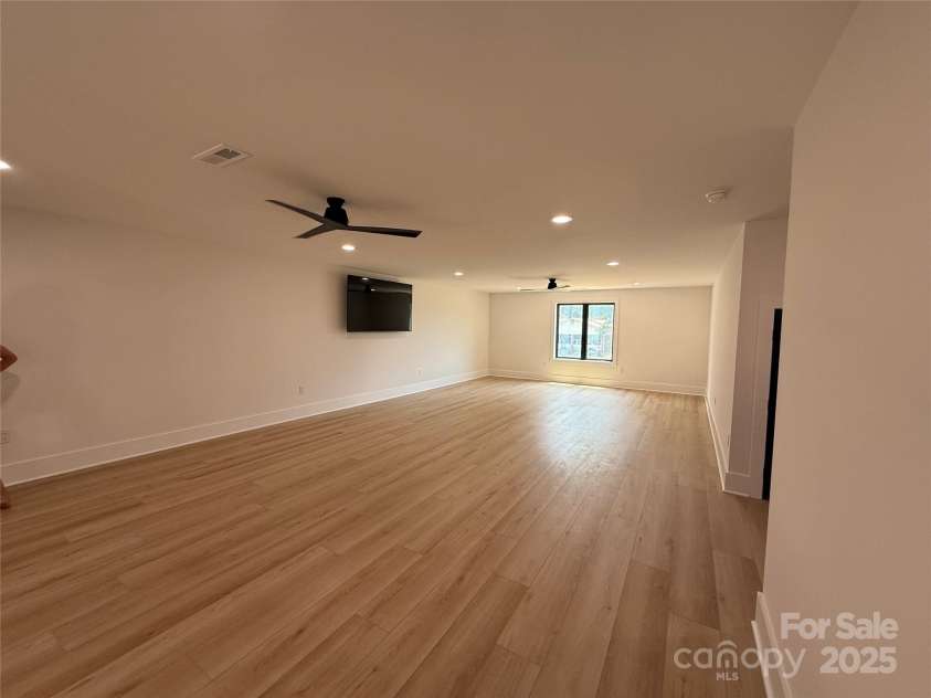 108 Winners Circle, Mooresville, NC 28117.  MLS# CAR4234928, YatesRealty ID 7627. 