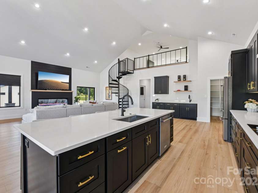 108 Winners Circle, Mooresville, NC 28117.  MLS# CAR4301137, YatesRealty ID 7627. 