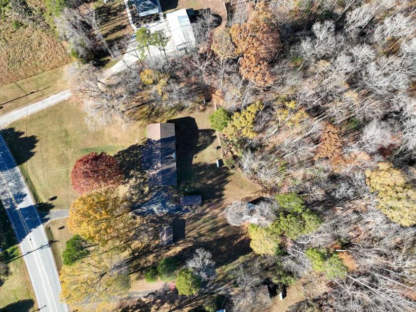 257 Rocky River Road, Mooresville, NC 28115.  MLS# CAR4322250, YatesRealty ID 7628. 
