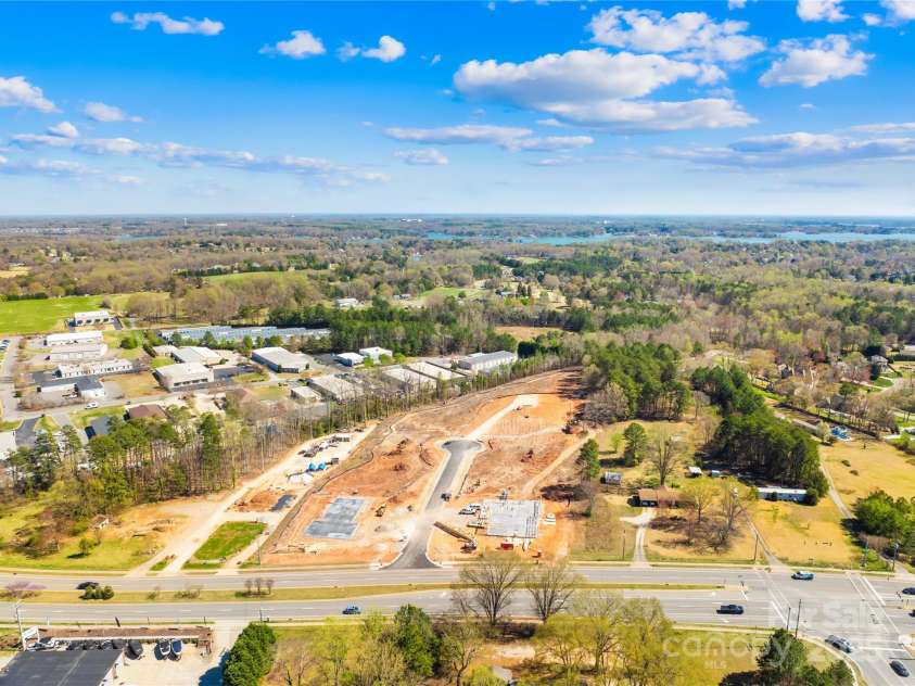 109 Winners Circle, Mooresville, NC 28117.  MLS# CAR4234943, YatesRealty ID 7629. 