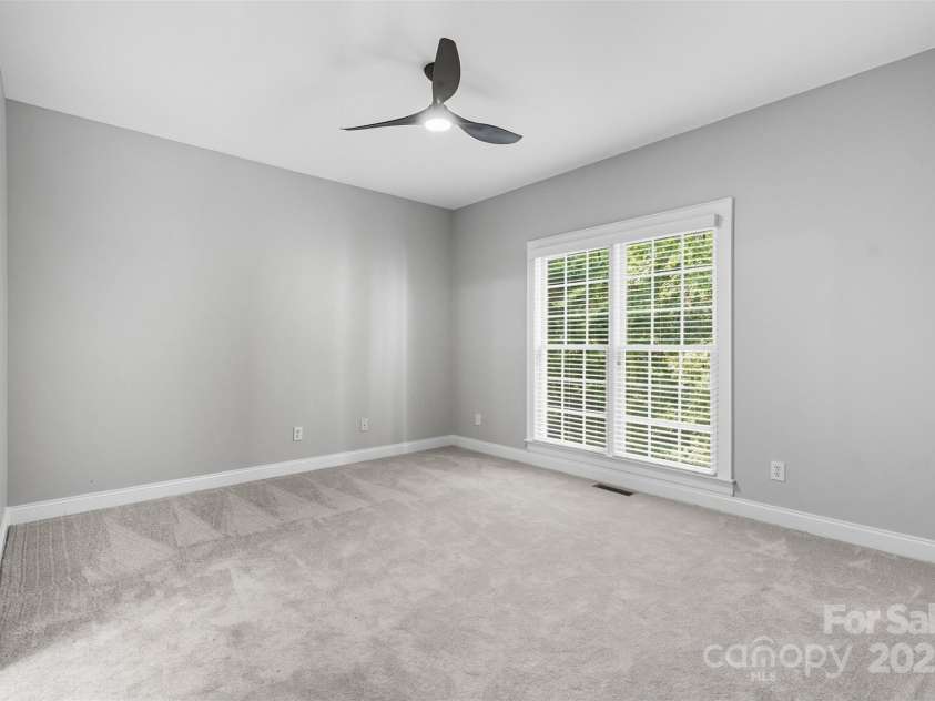 11139 Tradition View Drive, Charlotte, NC 28269.  MLS# CAR4306153, YatesRealty ID 7629. In Law Suite