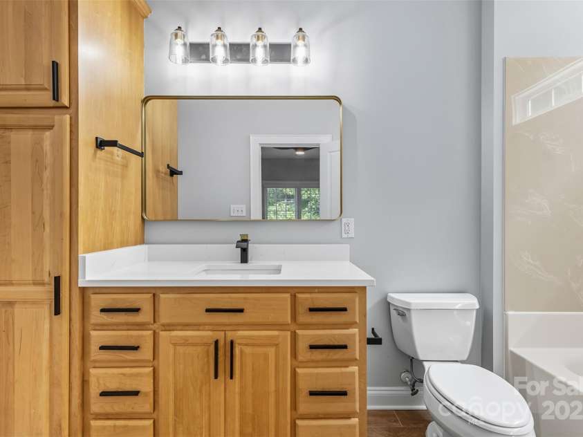 11139 Tradition View Drive, Charlotte, NC 28269.  MLS# CAR4306153, YatesRealty ID 7629. In Law Suite Bathroom