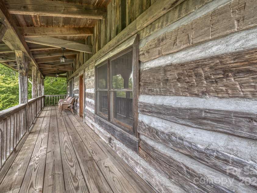 184 Dover Lane, Spruce Pine, NC 28777.  MLS# CAR4164816, YatesRealty ID 763. 