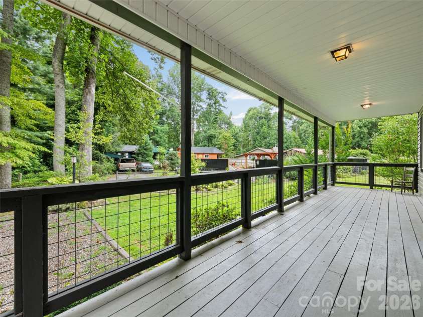 17 Forest Drive, Maggie Valley, NC 28751.  MLS# CAR4363347, YatesRealty ID 7630. 