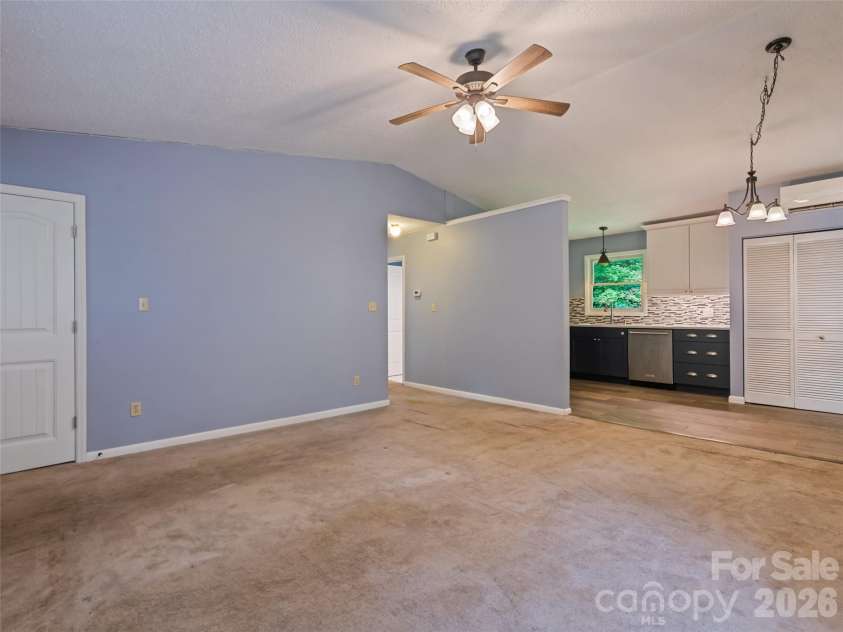 17 Forest Drive, Maggie Valley, NC 28751.  MLS# CAR4363347, YatesRealty ID 7630. 