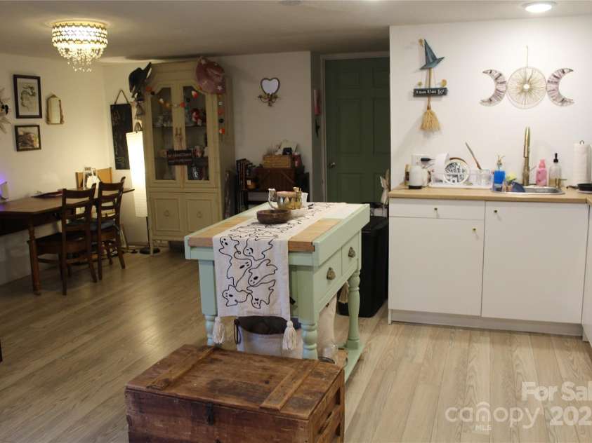 107 Matthews Street, Morganton, NC 28655.  MLS# CAR4310821, YatesRealty ID 7631. 2nd Quarters Kitchen