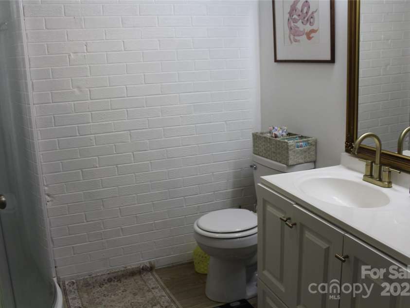 107 Matthews Street, Morganton, NC 28655.  MLS# CAR4310821, YatesRealty ID 7631. 2nd Quarters Kitchen
