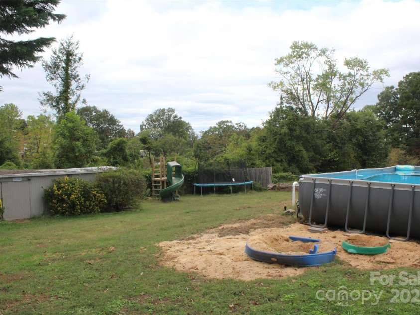 107 Matthews Street, Morganton, NC 28655.  MLS# CAR4310821, YatesRealty ID 7631. 