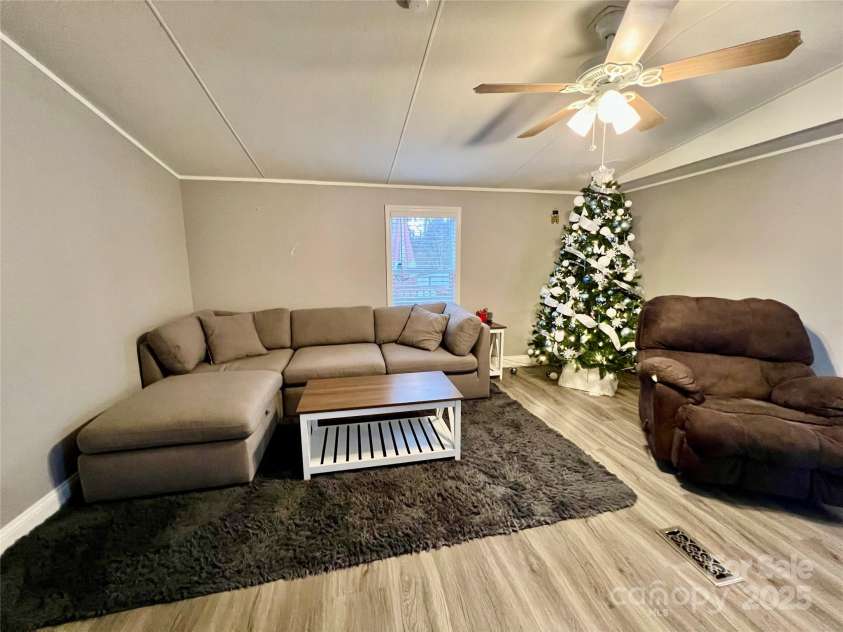 758 Shannon Meadows Road, Clover, SC 29710.  MLS# CAR4214916, YatesRealty ID 7631. 