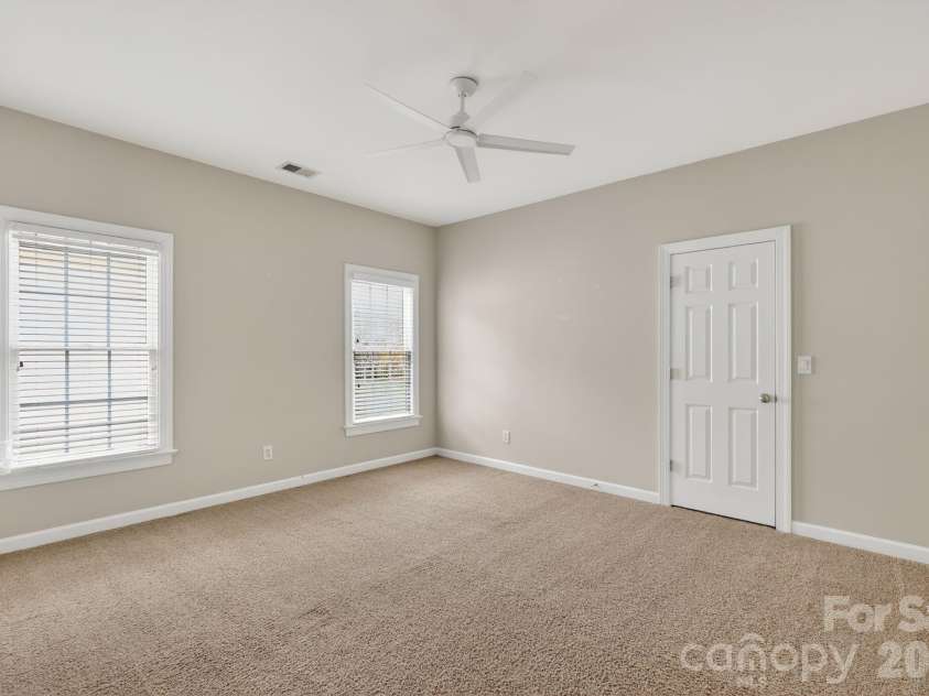 14538 Northgreen Drive, Huntersville, NC 28078.  MLS# CAR4350960, YatesRealty ID 7632. 