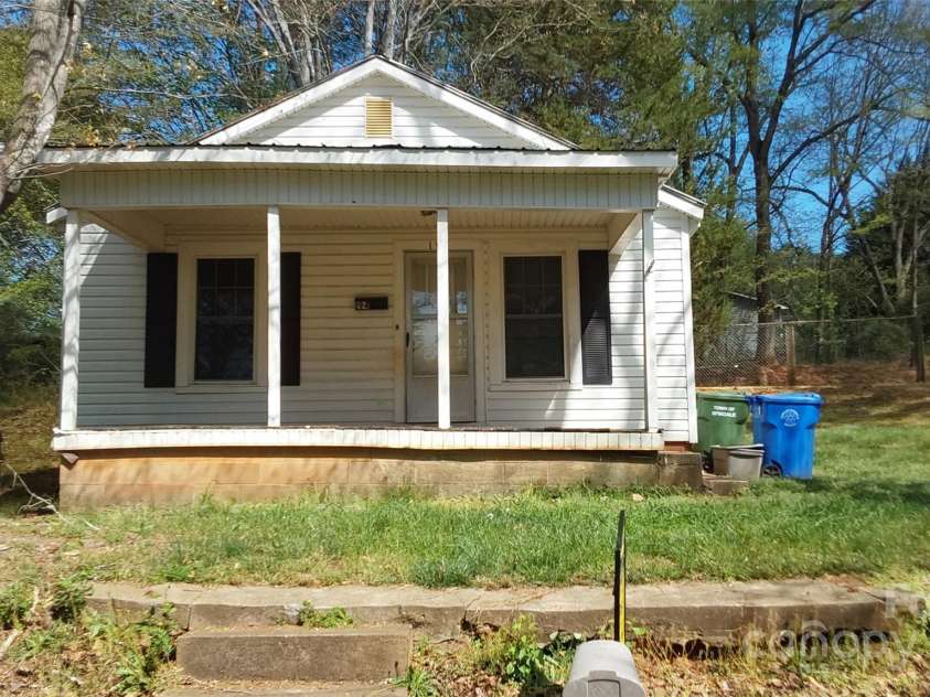 194 Hollins Street, Spindale, NC 28160.  MLS# CAR4244991, YatesRealty ID 7633. 