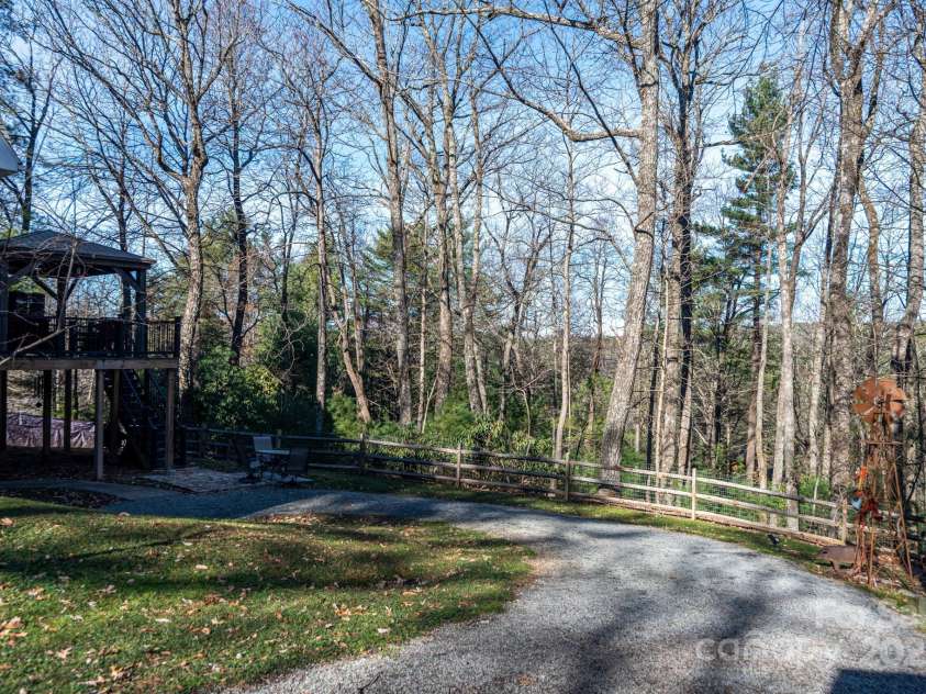 21 Maple Leaf Lane, Glade Valley, NC 28627.  MLS# CAR4328685, YatesRealty ID 7634. 