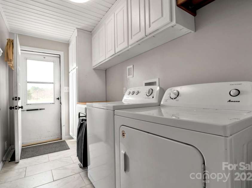 479 Possum Ridge Road, Canton, NC 28716.  MLS# CAR4238780, YatesRealty ID 7635. 