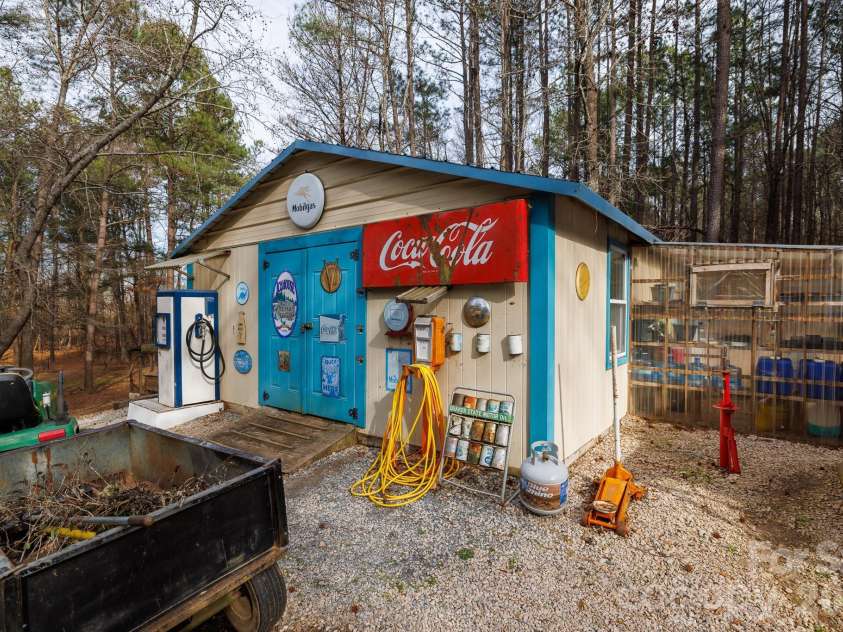 1939 Orrs Station Road, Chester, SC 29706.  MLS# CAR4340069, YatesRealty ID 7636. 
