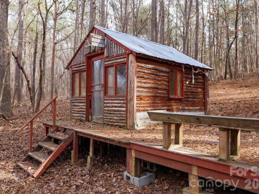 1939 Orrs Station Road, Chester, SC 29706.  MLS# CAR4340069, YatesRealty ID 7636. 