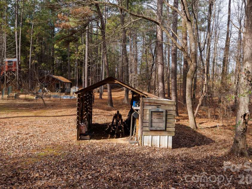 1939 Orrs Station Road, Chester, SC 29706.  MLS# CAR4340069, YatesRealty ID 7636. 