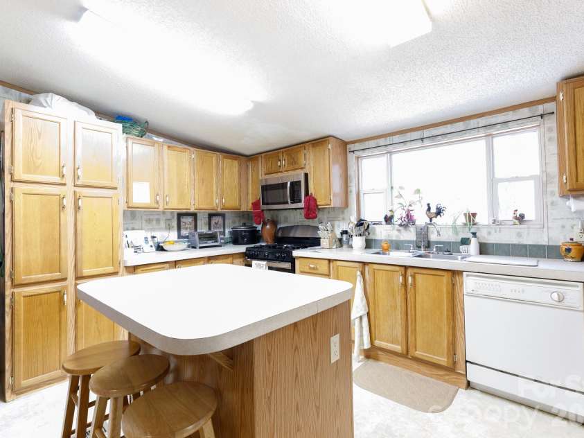 1939 Orrs Station Road, Chester, SC 29706.  MLS# CAR4340069, YatesRealty ID 7636. 