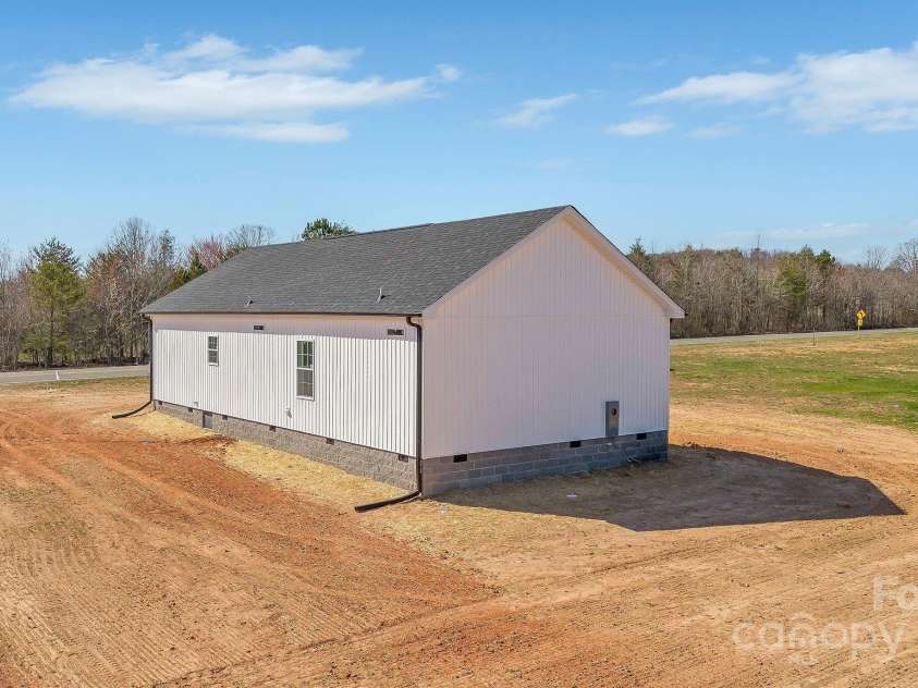 603 Mt. Wesley Church Road, Hiddenite, NC 28636.  MLS# CAR4241604, YatesRealty ID 7638. 