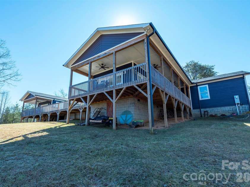 622 Rutherford Drive, Nebo, NC 28761.  MLS# CAR4346929, YatesRealty ID 7638. 