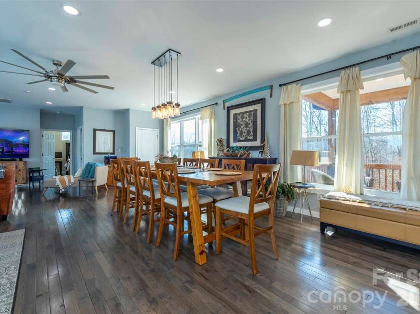 622 Rutherford Drive, Nebo, NC 28761.  MLS# CAR4346929, YatesRealty ID 7638. 